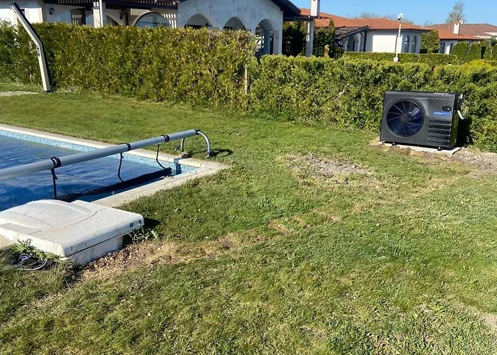 Private 102 With Heated Pool In Blacksearama ヴィラ バルチク