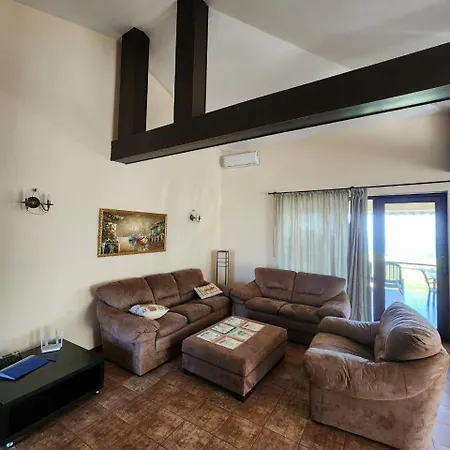Вилла Private 102 With Heated Pool In Blacksearama