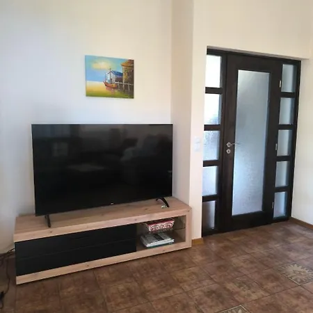 Private 102 With Heated Pool In Blacksearama *